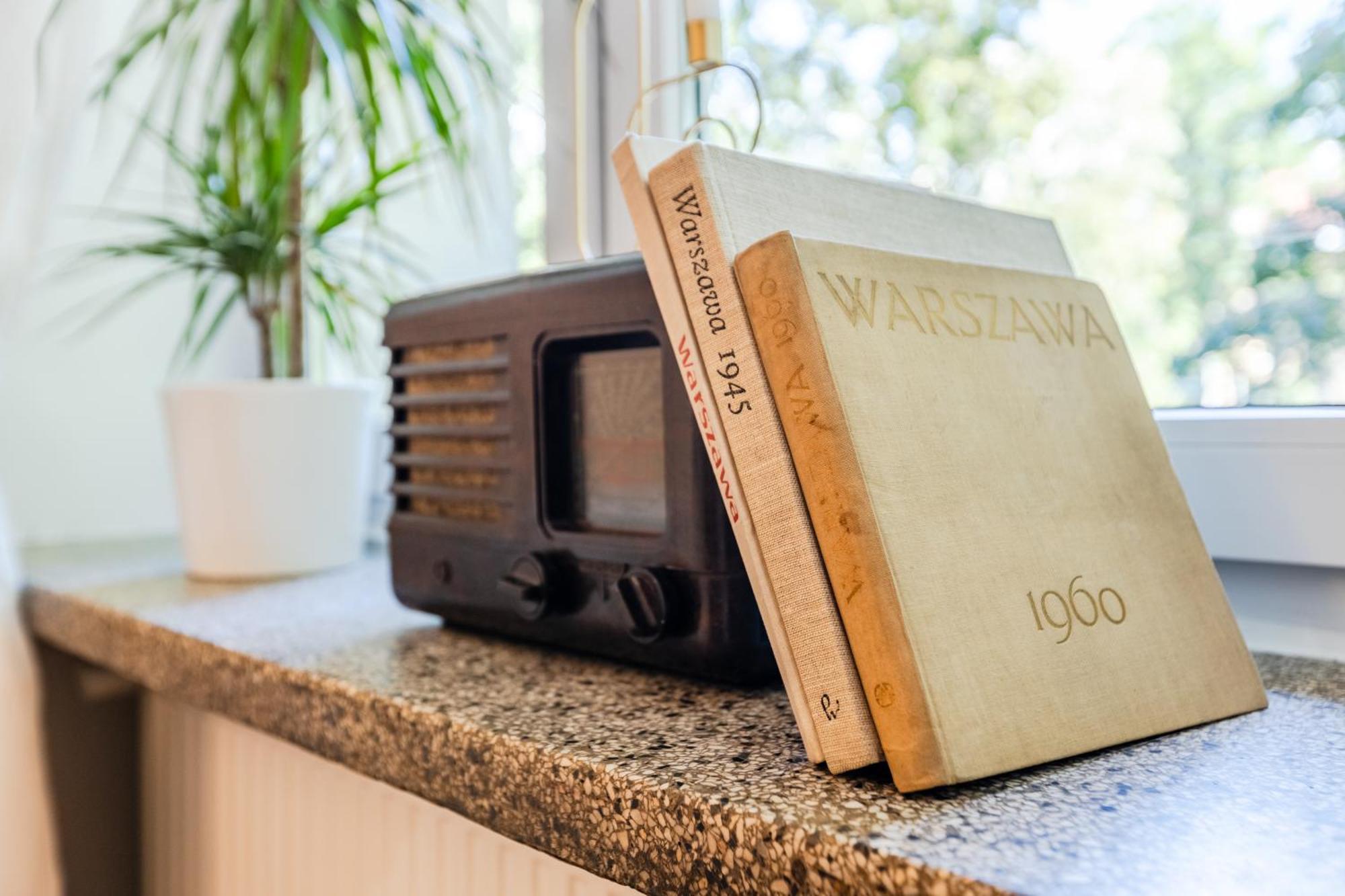 Na Muranowie - Mieszkanie Z Historia I In Muranow - A Flat With Warsaw History エクステリア 写真